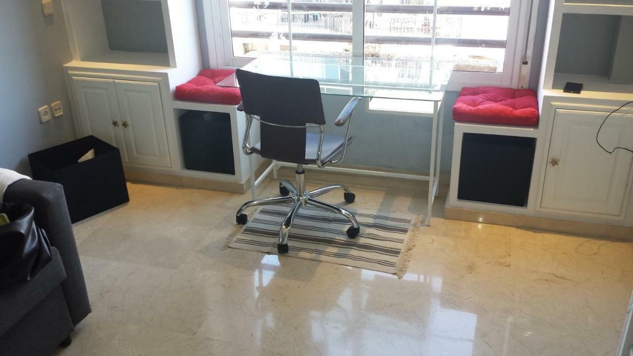 Nervion Relax And Work Appartamento Siviglia